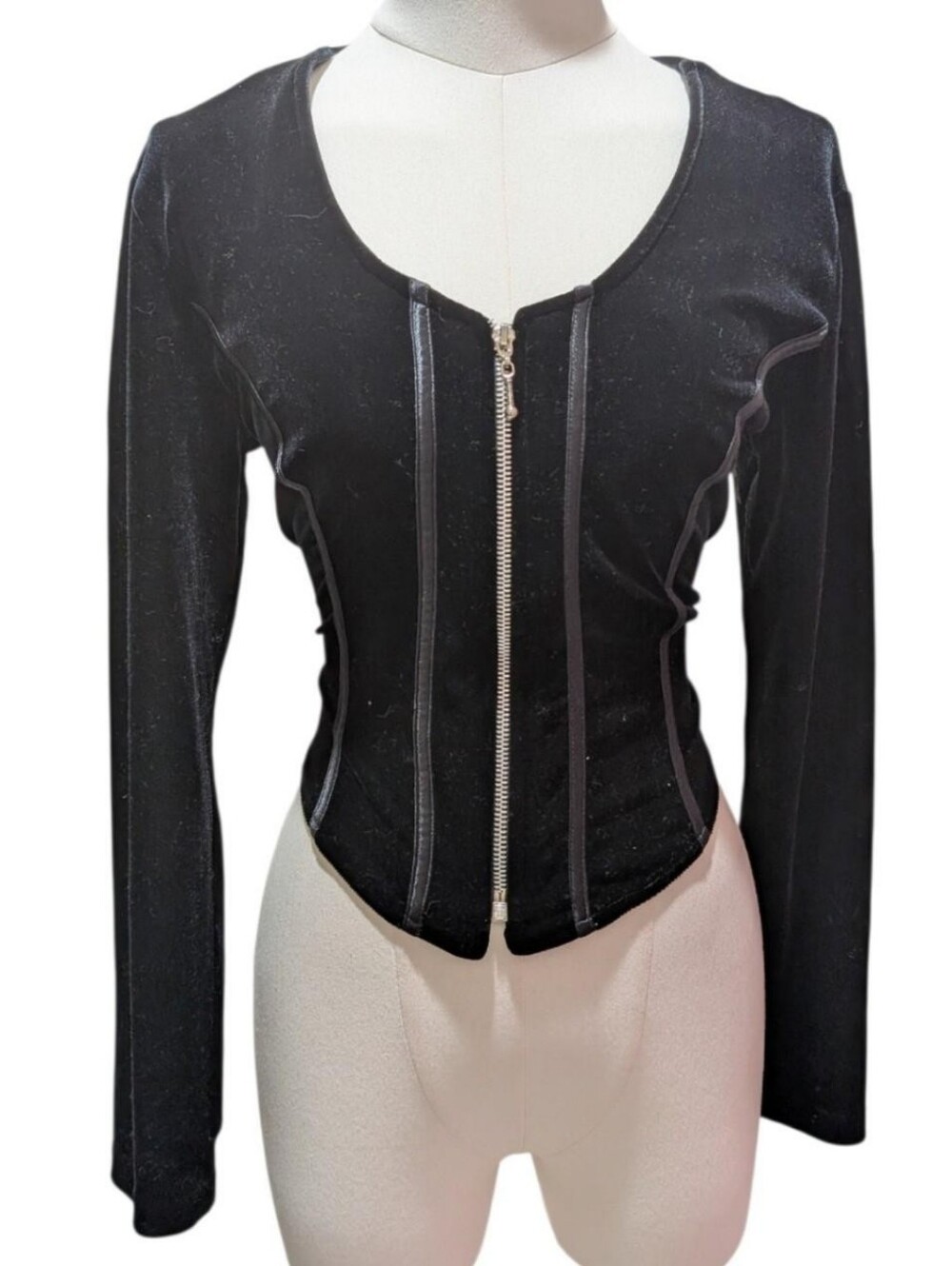 90s/Y2K Black Velvet Zip-Up Longsleeve Top (fits M/L) ‼️open to Offers